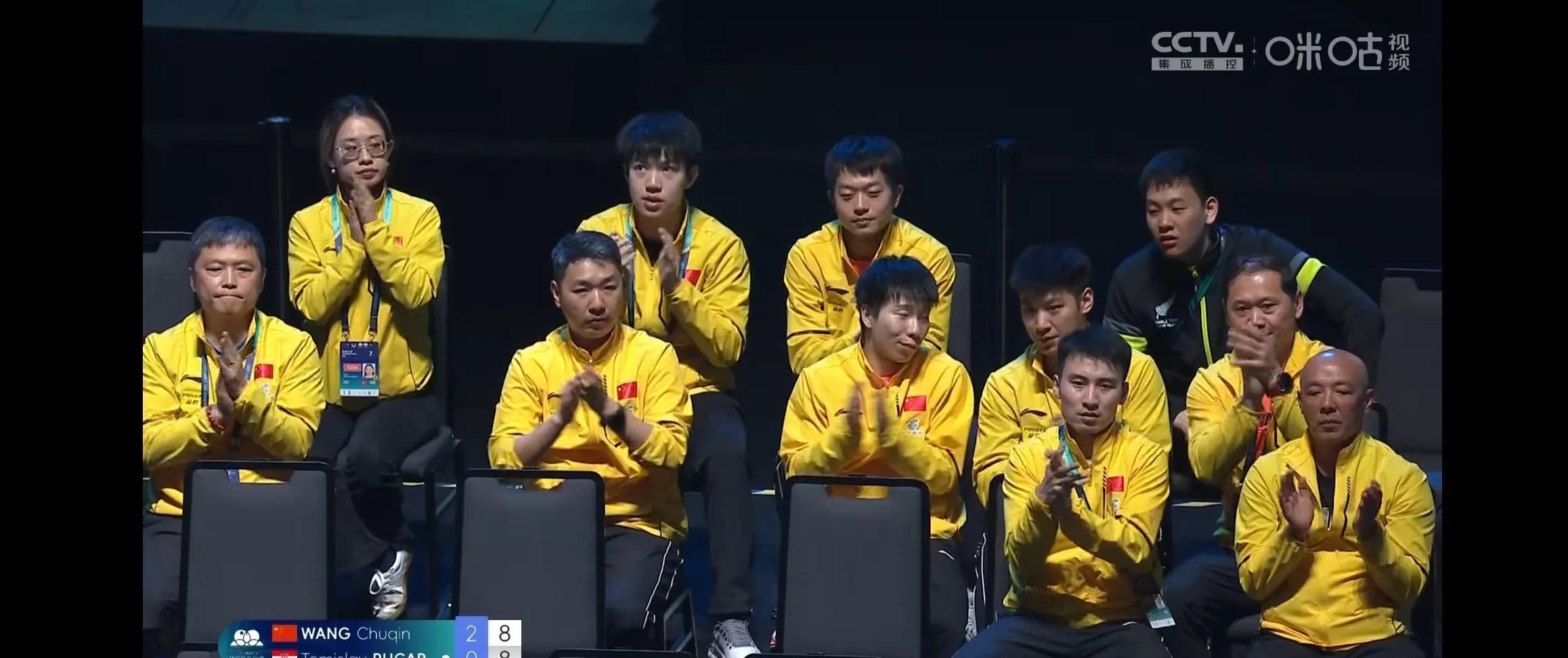 双方对攻胜负时刻悬念逐渐加剧 双方对攻胜负时刻悬念逐渐加剧