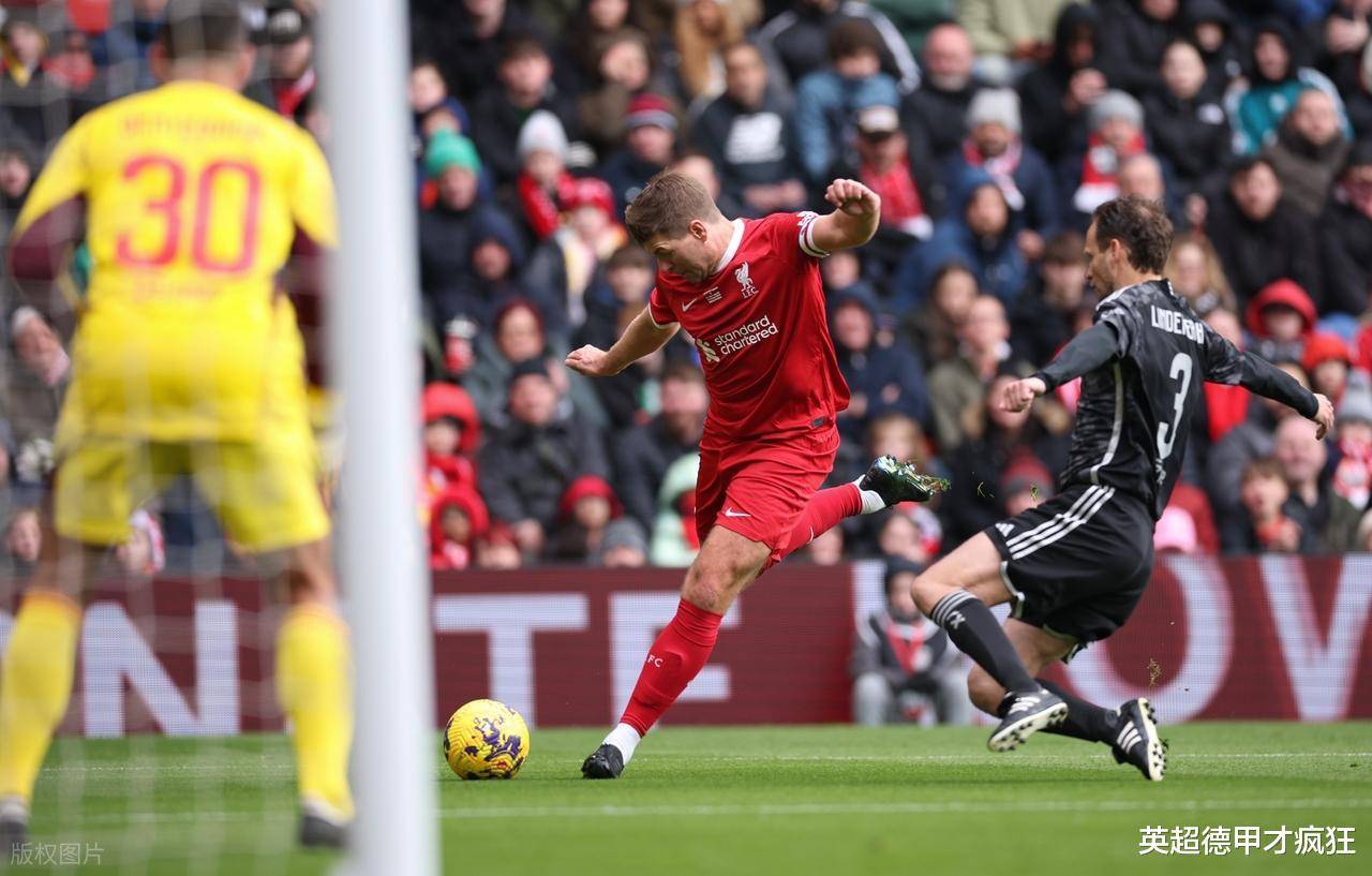 包含阿贾克斯球员接受采访展望未来发展的词条 包含阿贾克斯球员接受采访展望未来发展的词条