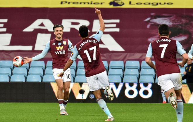 佛罗伦萨队员士气高昂,准备备战下一场比赛 佛罗伦萨队员士气高昂,准备备战下一场比赛