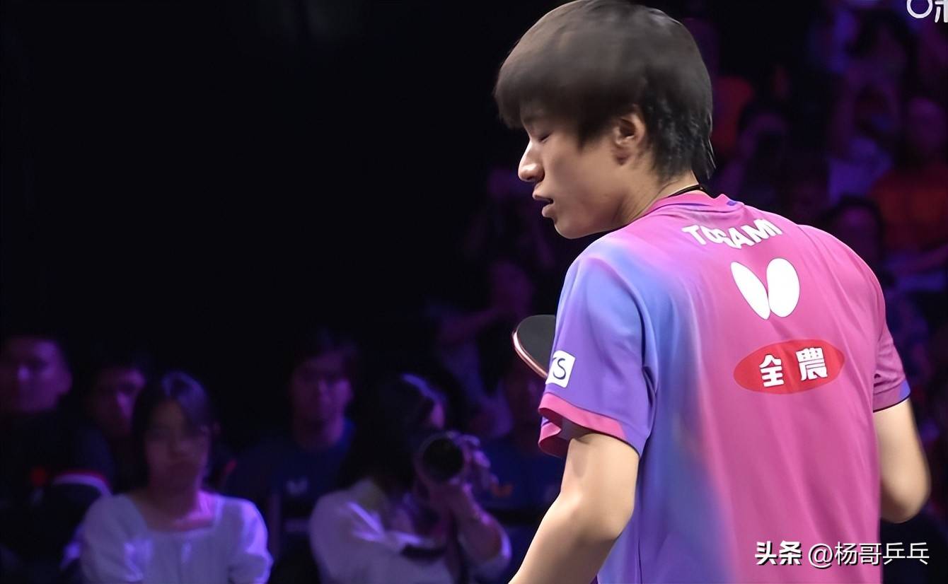 包含100T鏖战MAD,Chovy打出惊人五杀宿敌对决半决赛,锁定晋级资格的词条 包含100T鏖战MAD,Chovy打出惊人五杀宿敌对决半决赛,锁定晋级资格的词条