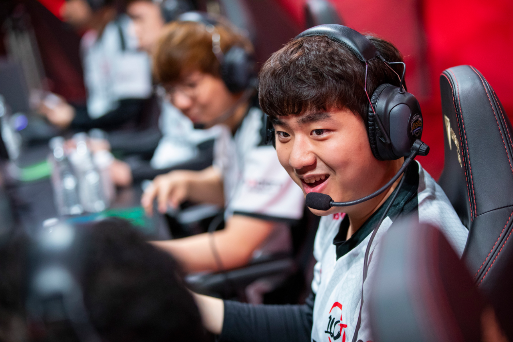 开云体育APP下载-关于100T血洗CLG，BDD关键团战开团秒人顶尖较量入围赛，技惊四座的信息