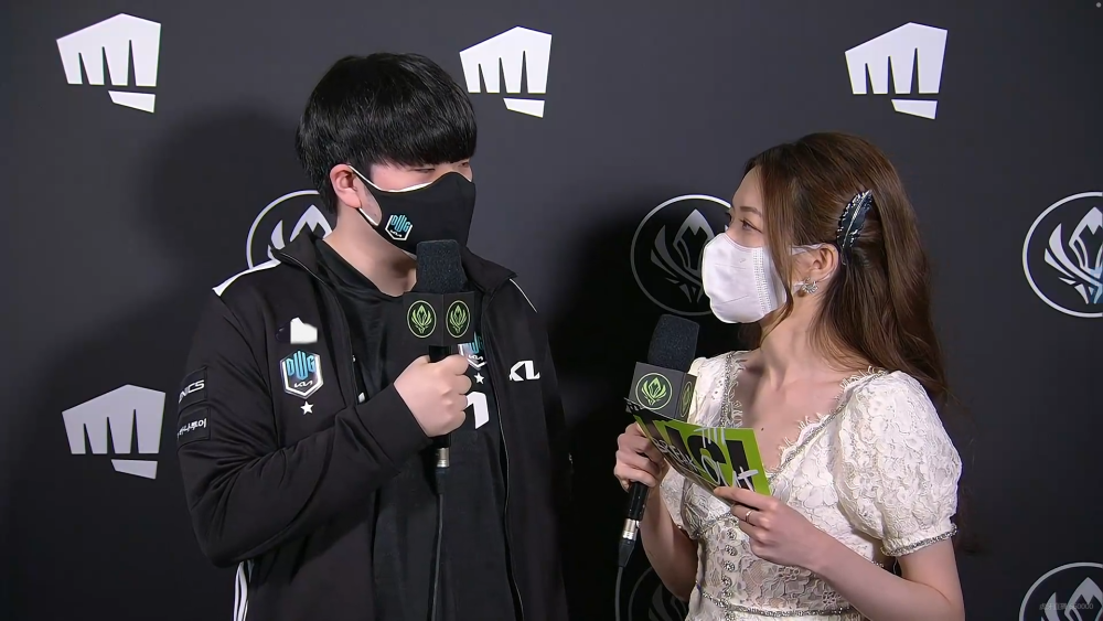 开云下载-C9翻盘LGD，Canyon线上压制力十足激烈交锋八强赛，成为赛场最大亮点