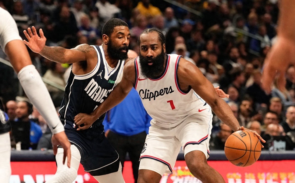 独行侠艰难击败快船,东契奇爆发得分 独行侠艰难击败快船,东契奇爆发得分