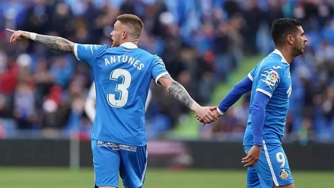 开云体育官网-赫塔菲客场失利，目标积分榜前十渐行远