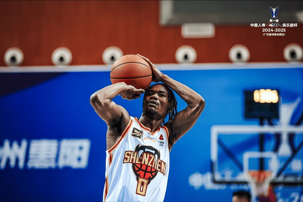 惊艳登场!CBA联赛新星崭露头角 惊艳登场!CBA联赛新星崭露头角