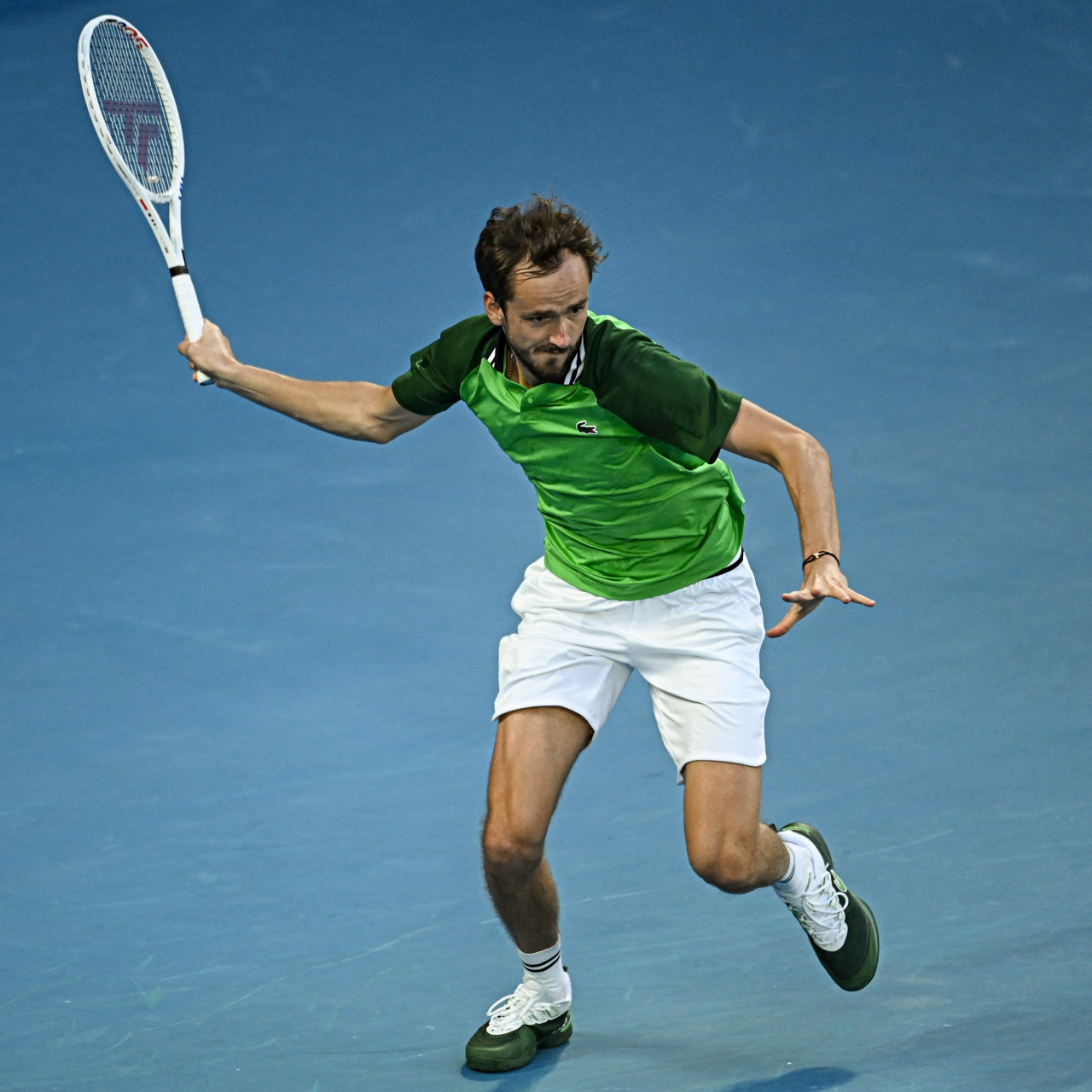 拉沃尔杯险胜澳网,梅德韦杰夫关键制胜的简单介绍 拉沃尔杯险胜澳网,梅德韦杰夫关键制胜的简单介绍